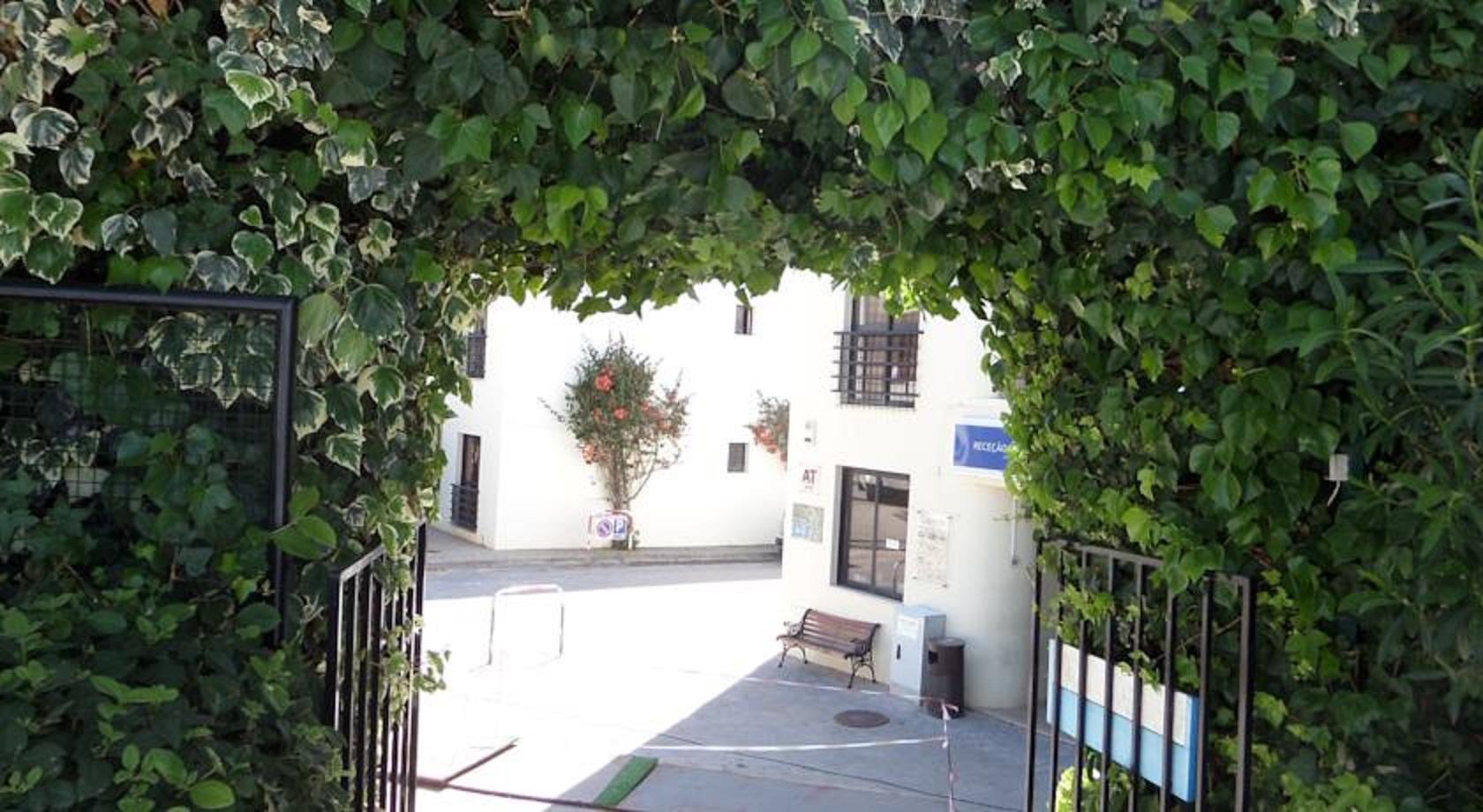 Clube Alvorferias Aparthotel Exterior photo