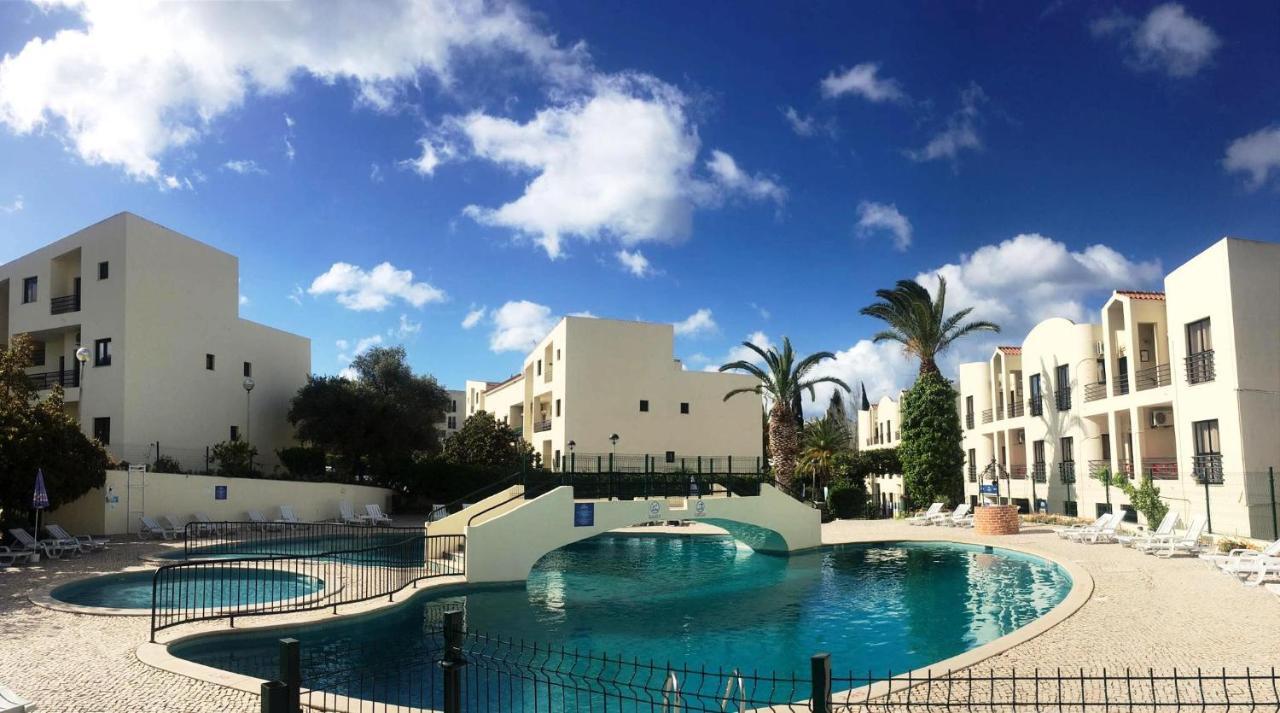 Clube Alvorferias Aparthotel Exterior photo