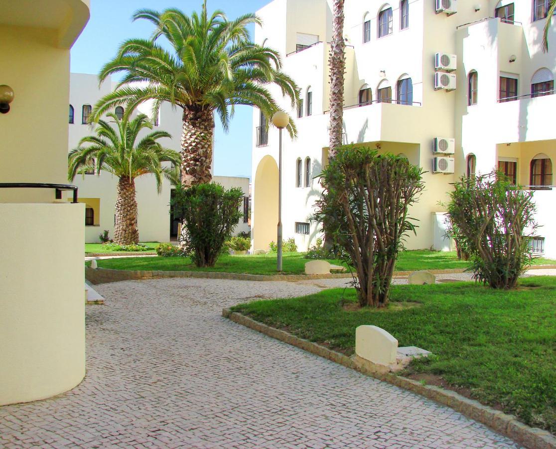Clube Alvorferias Aparthotel Exterior photo